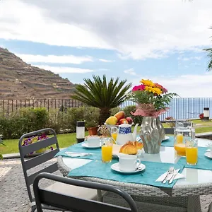  Holiday home Zeza's Garden Portugal